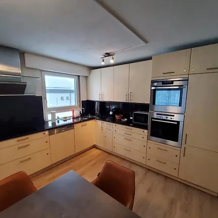 Helle 2 Schlafzimmer In - Grosszuegig, Zentral Und Ruhig Gelegen Davos