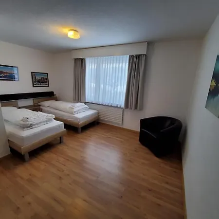 Helle 2 Schlafzimmer In - Grosszuegig, Zentral Und Ruhig Gelegen Appartement