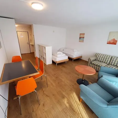 Appartement Helle 2 Schlafzimmer In - Grosszuegig, Zentral Und Ruhig Gelegen