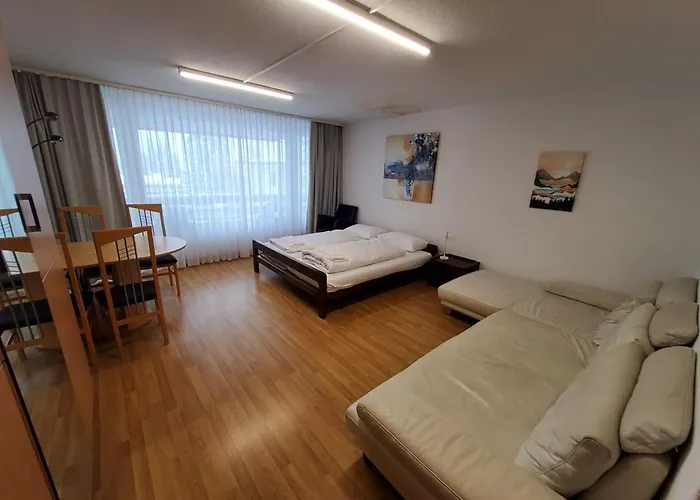 Apartament Helle 2 Schlafzimmer In - Grosszuegig, Zentral Und Ruhig Gelegen Davos
