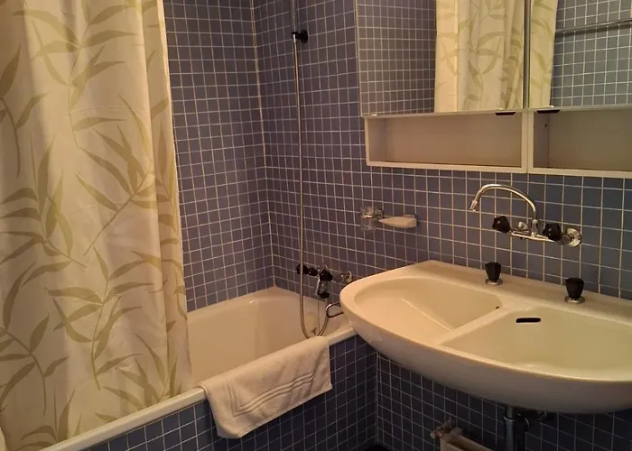 Apartament Helle 2 Schlafzimmer In - Grosszuegig, Zentral Und Ruhig Gelegen Davos