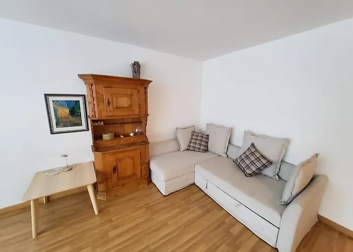 Helle 2 Schlafzimmer In - Grosszügig, Zentral Und Ruhig Gelegen