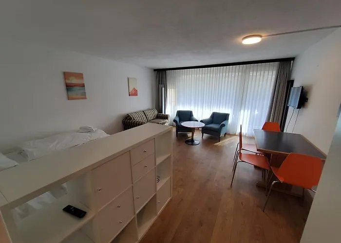 Helle 2 Schlafzimmer In - Grosszügig, Zentral Und Ruhig Gelegen Davos