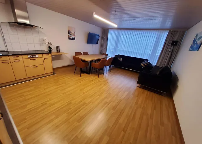 Apartment Helle 2 Schlafzimmer In - Grosszuegig, Zentral Und Ruhig Gelegen *