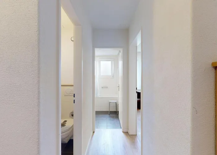 Helle 2 Schlafzimmer In - Grosszuegig, Zentral Und Ruhig Gelegen *