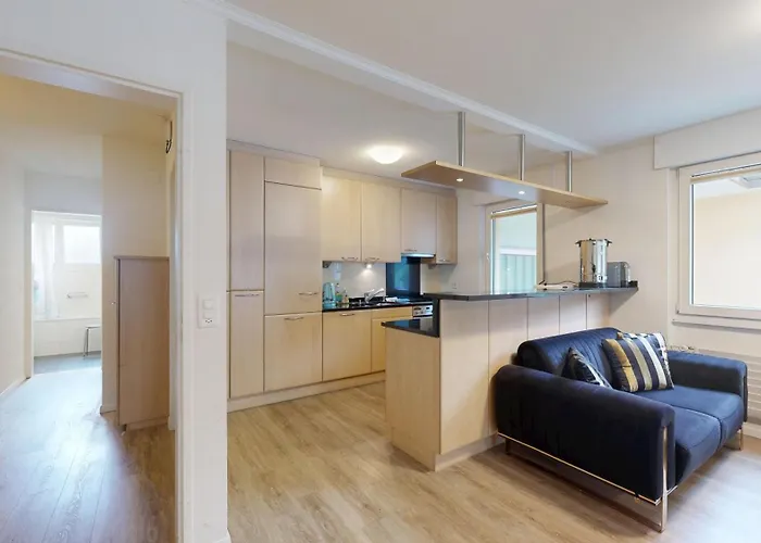 Apartment Helle 2 Schlafzimmer In - Grosszuegig, Zentral Und Ruhig Gelegen